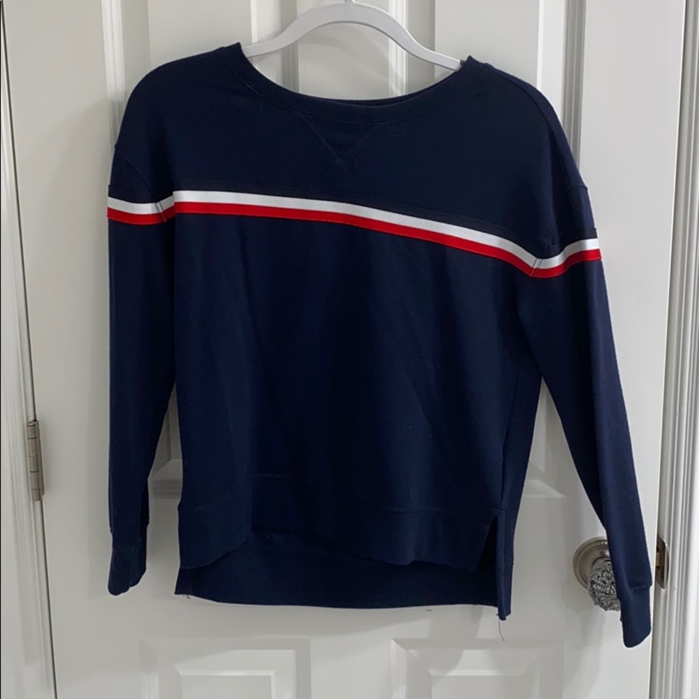 long sleeve sweater/shirt